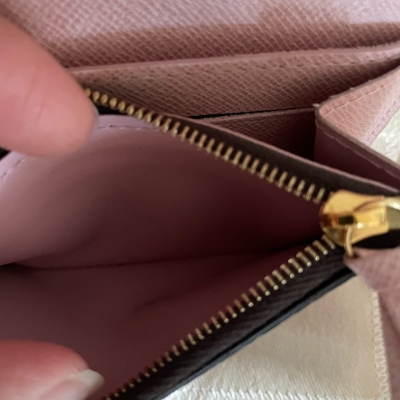 Louis Vuitton Rosalie Small wallet🌸🌸 - Picture 8 of 13
